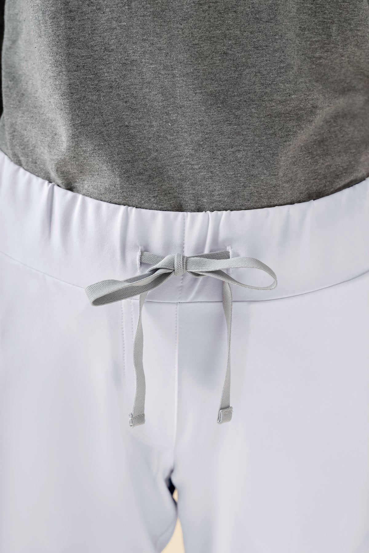 KAERE Hose Damen - gerader Saum Kurzgr. ohne Beintaschen weiß