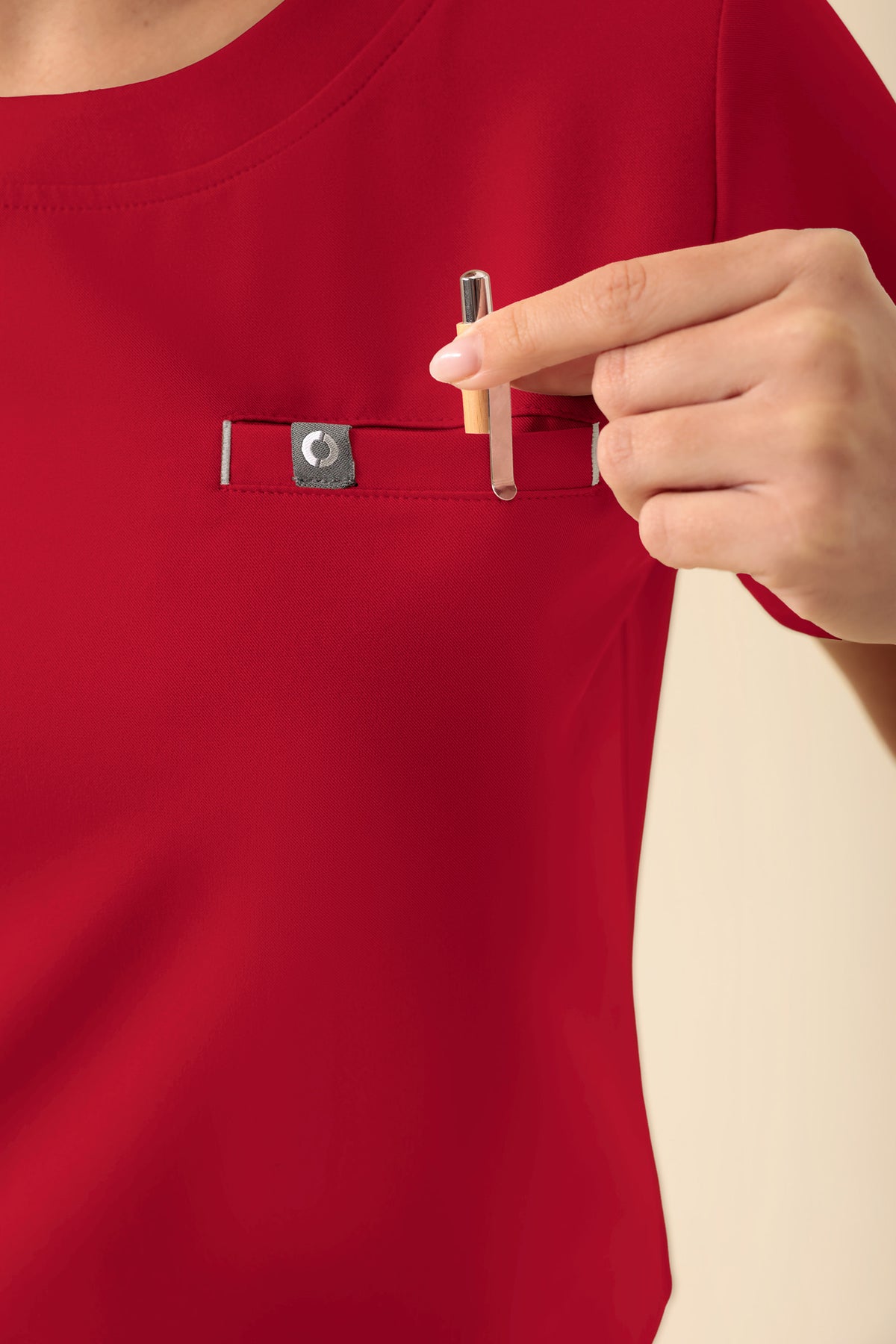 KAERE Shirt Damen - Rundhalsausschnitt rot