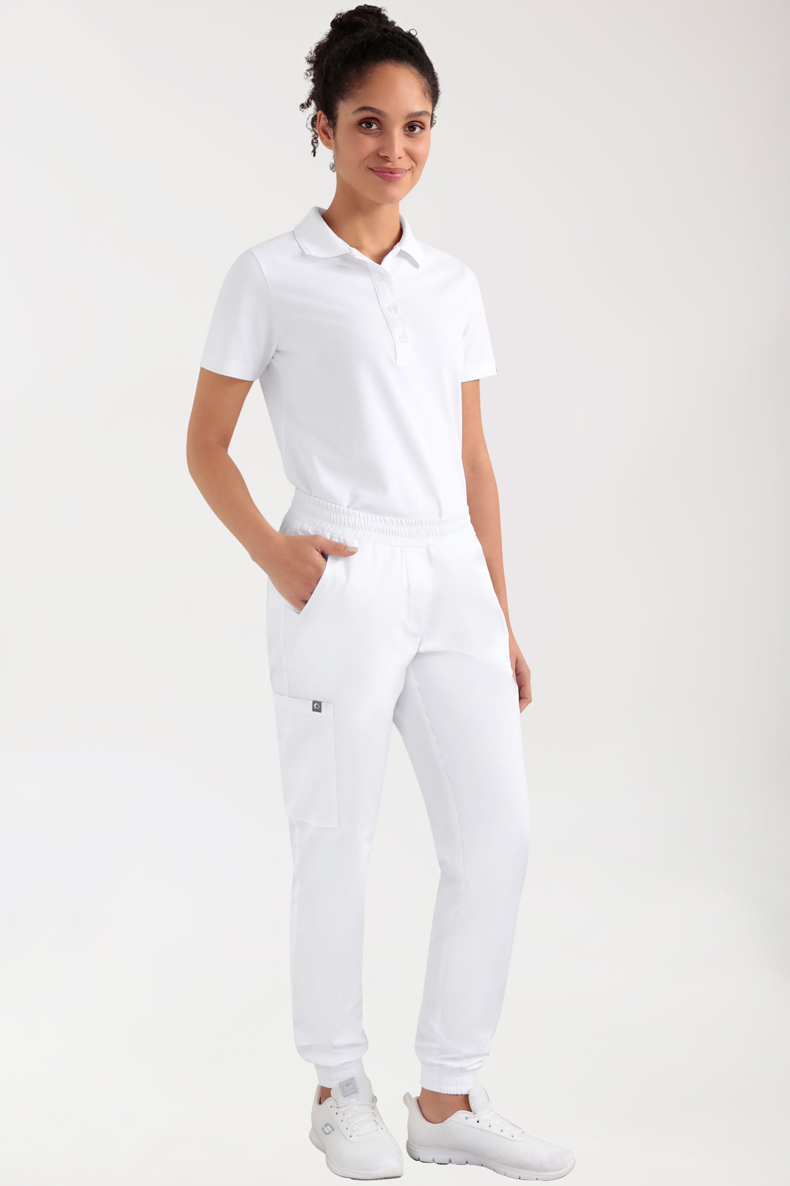 CORE Cargohose Damen - Jogpants Style weiß, Vorderansicht