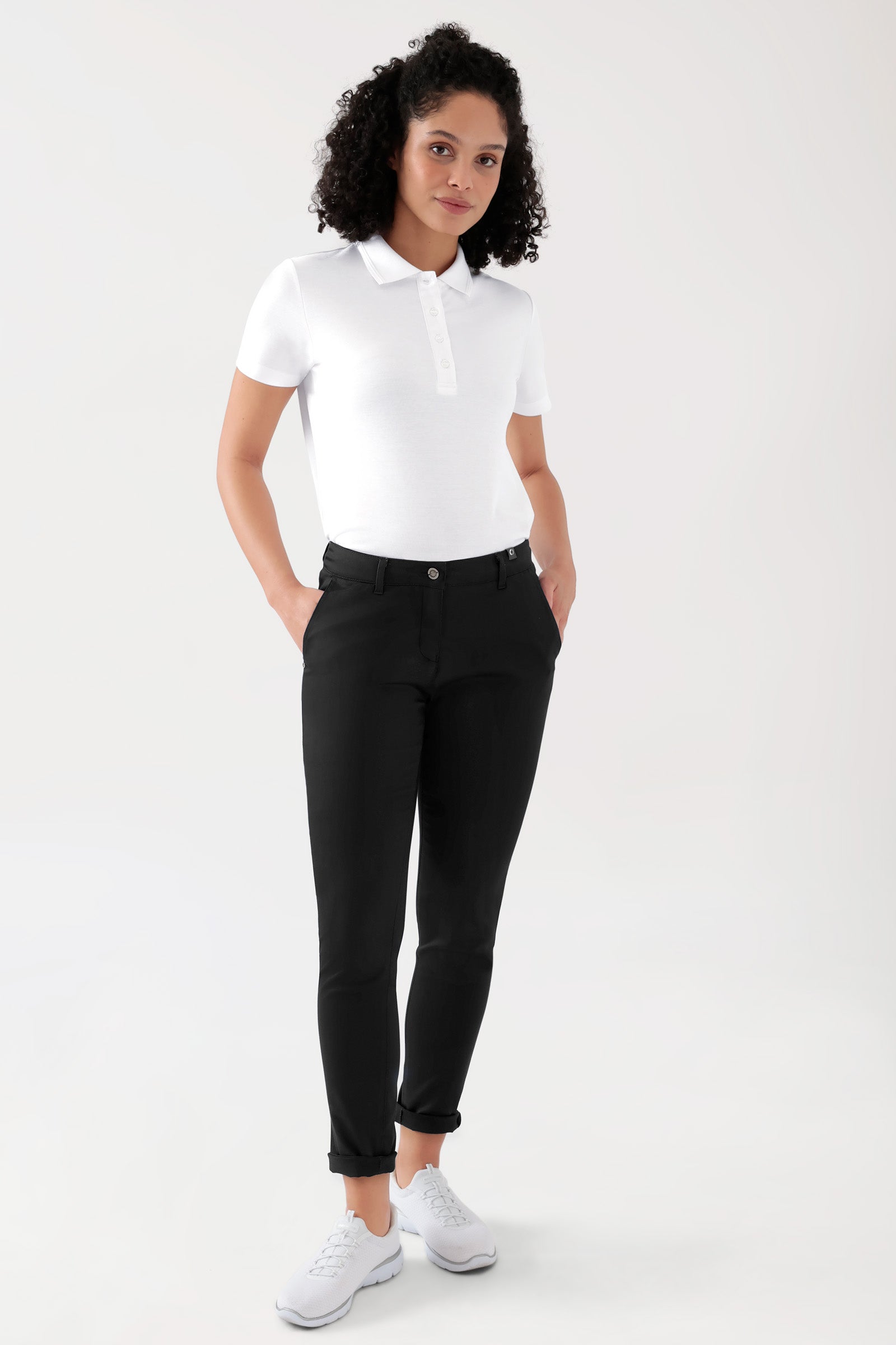 COMFY FLEX Hose Damen - Chino Style schwarz, Vorderansicht Das Model ist 176 cm groß und trägt Größe 36