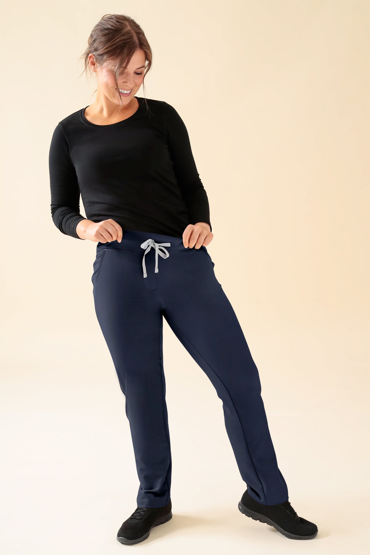 KAERE Hose Damen - gerader Saum Kurzgr. ohne Beintaschen navy, Vorderansicht 