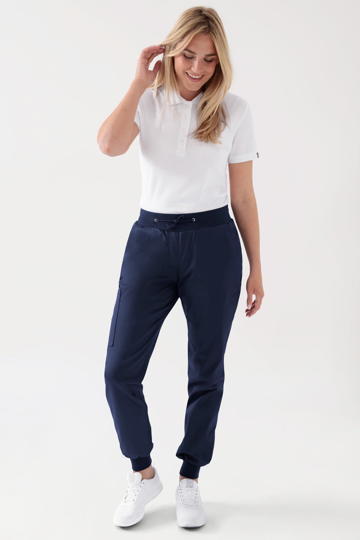 COMFY FLEX Hose Damen - Jogpants navy, Vorderansicht Das Model ist 177 cm groß und trägt Größe S